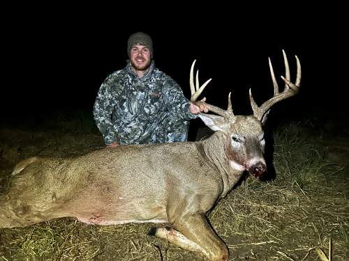 Cord Carlson - Kansas Bow