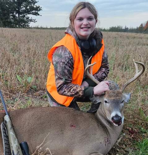 Peyton Bjorkstrand - Barron County Youth Hunt